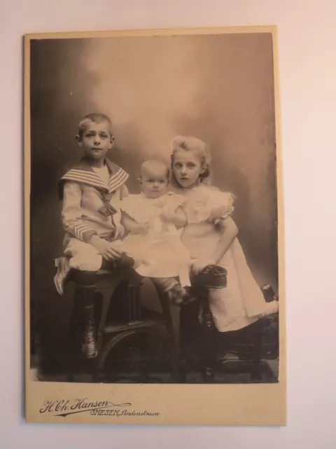 Gnesen - 3 Kinder - Junge im Matrosen-Anzug & Mädchen & Baby - Kulisse / KAB