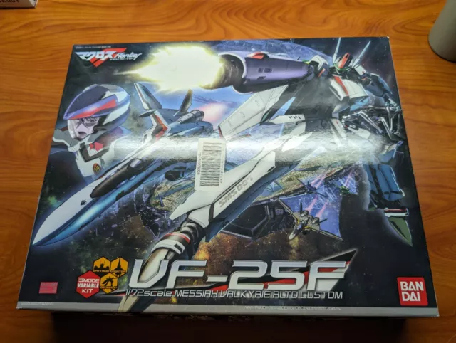 Macross Frontier Transformable Model Kit 1/72 Scale VF-25F Messiah Valkyrie Alto