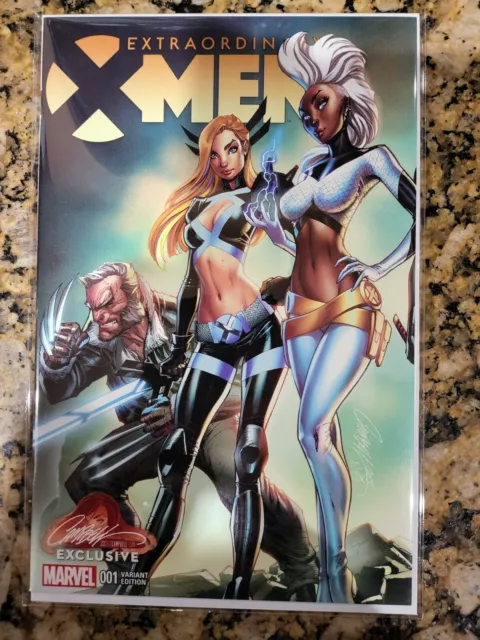 EXTRAORDINARY X-MEN #1 J Scott Campbell Connecting Color Variant  NM