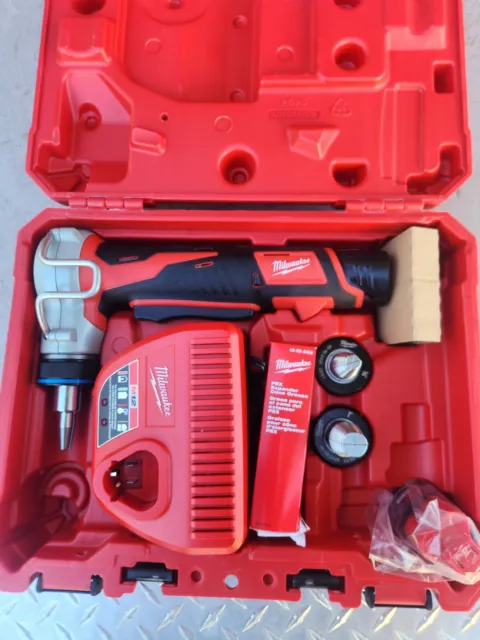 MILWAUKEE 2474 22 M12 PEX Expander Kit Brand New In Case In Stock