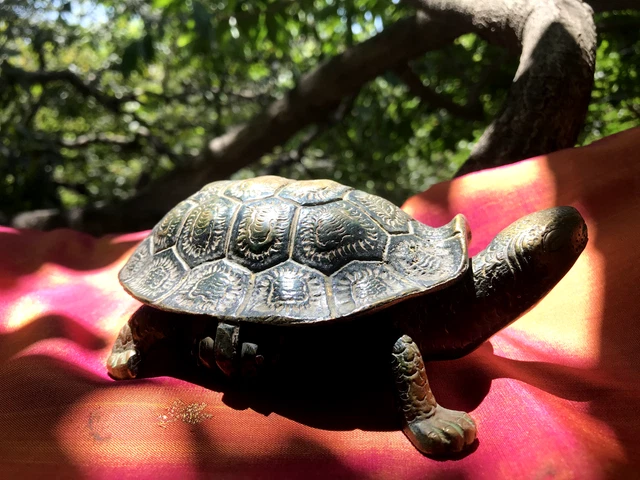 Turtle Statue Ancient Box Bronze Temple India Hindu Vishnu Handmade Asia E3