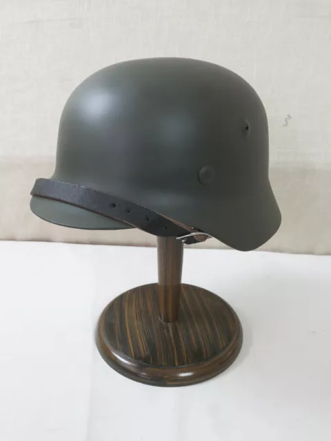 Wehrmacht Stahlhelm M35 M40 Gr.57/58 mit Helmfutter und Leder Kinnriemen