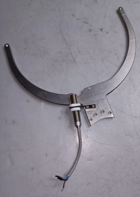 Robotic Handeling Arm w/ Pulsotronic Proximity Sensor  WYSIWYG