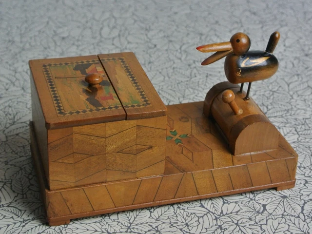 Family of birds turn cigarette ashtray into their home