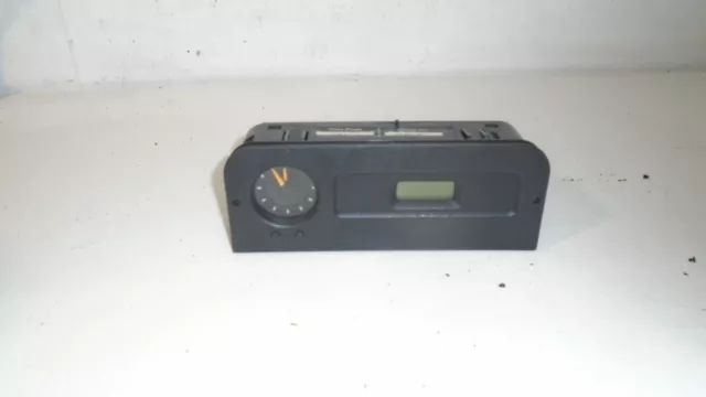 Saab 900 Clock 1993   Fast Postage