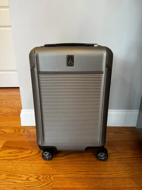 TravelPro Platinum Elite Carry-on Expandable Hardside Spinner Suitcase