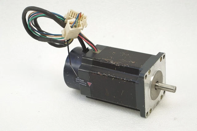 ORIENTAL MOTOR VEXTA A4352-9215Ke Schrittmotor Getestet Funktioniert ...