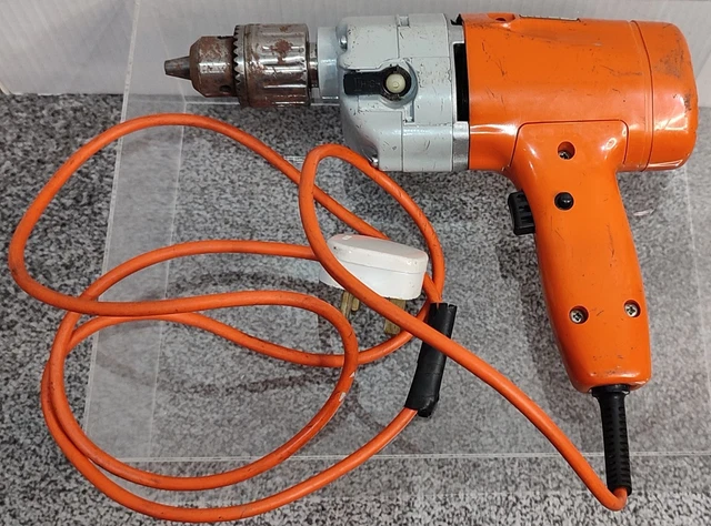 VINTAGE BLACK Decker DNJ52-H30 Corded Drill 240v Good - Main Image