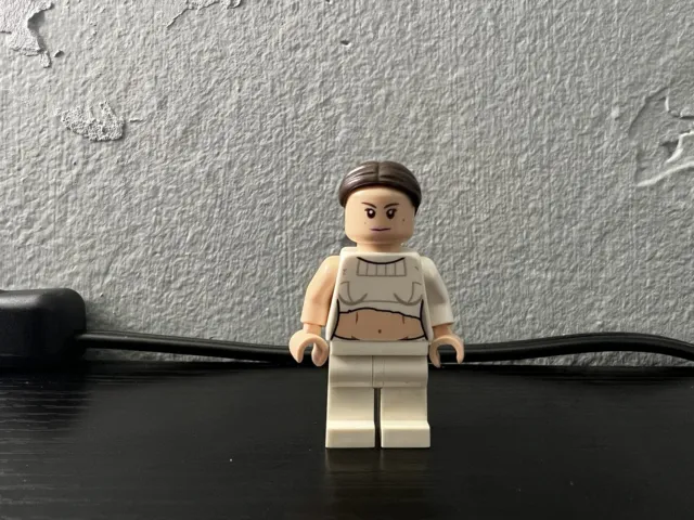 Star Wars LEGO® Padme Amidala Attack of the Clones Senator Minifigure | 75021 |