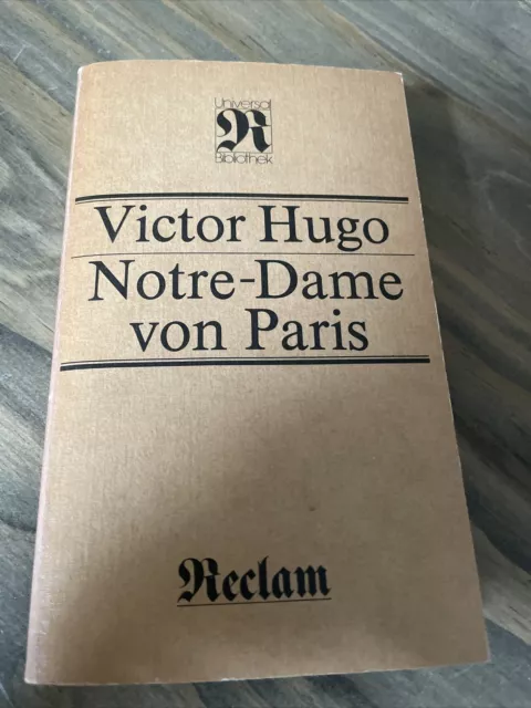 Notre-Dame von Paris (Autor: Victor Hugo) Reclam-Ausgabe
