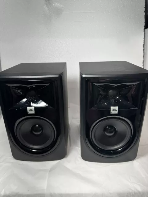 JBL Professional 3 Series 305P MKII Powered Studio Monitors Bookshelf Speakers