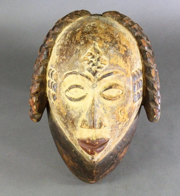 = Antique African PUNU-LUMBO Gabon Wood & Kaolin MUKUDJ Mask Female White