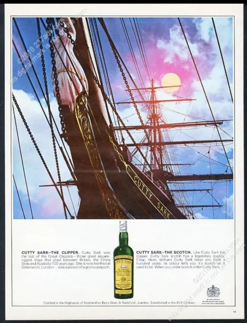 1969 Cutty Sark Scots Whisky Scotch clipper ship photo unusual UK print ad