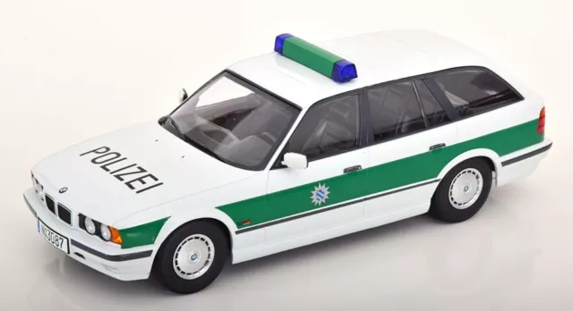 BMW 5-series Touring E34 1998 Polizei 1/18 - T9-1800405 TRIPLE9