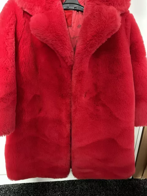 Monnalisa Red Girls Faux Fur Coat Age 5 Used Excellent Condition Designer 3