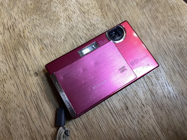 FUJIFILM FINEPIX Z Series Z100fd 8.0MP Digital Camera - PINK 