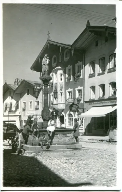 uralte AK, Bad Tölz Marktplatz mit Brunnen