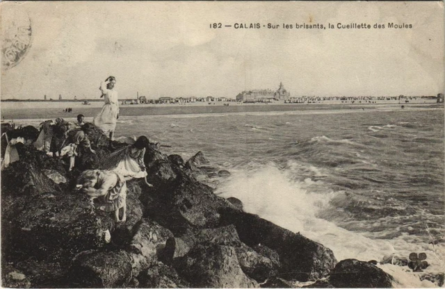 Monument aux Marins du Pluviôse | Calais XXL Tourisme