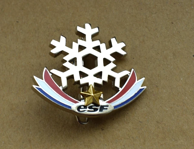 INSIGNE SKI  Le Chamois France Éditions A. V Paris EUR 10,00 - FR