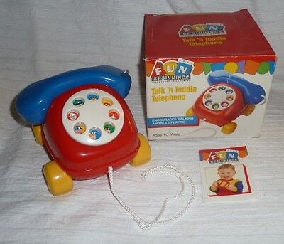 AVON FUN BEGINNINGS Talk 'n Toddle Telephone with Original Box