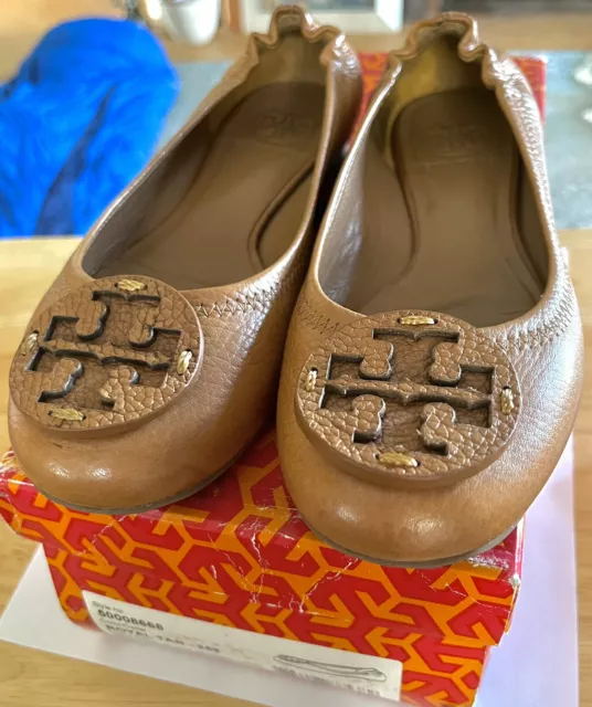 TORY BURCH Reva Tumbled Leather Ballet Flats Shoes Royal Tan Tonal Logo-Size 5.5 2