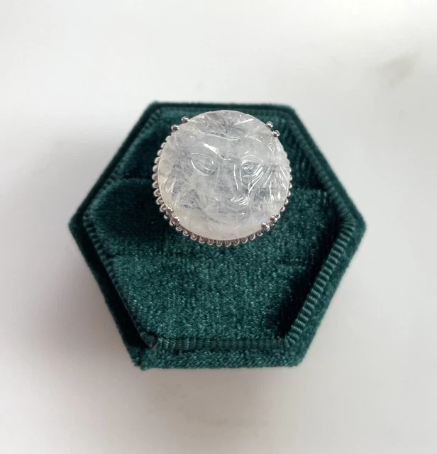 VINTAGE MOONSTONE HAND Carved Lion Leo Intaglio Seal Silver Ring