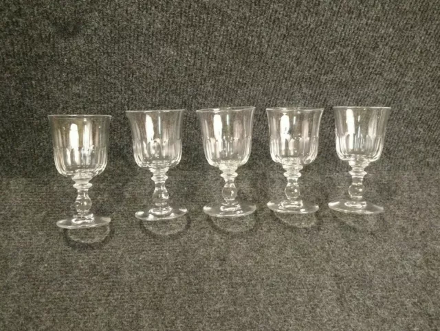 LOT DE 5 ANCIENS VERRES EN CRISTAL, BACCARAT ou ST LOUIS