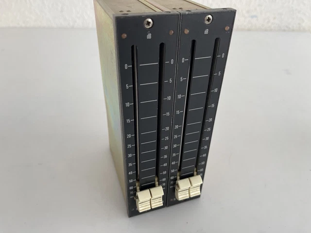 2x Siemens W2244/2M Stéréo Fader „ Not Testé “