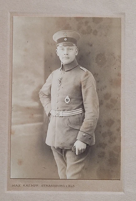Original Foto/Portrait: Offizier,Abzeichen,Paradeuniform,EK2  1WK