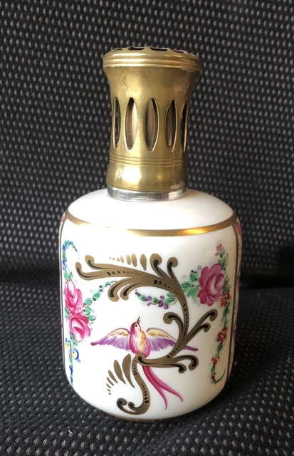 LAMPE BERGER, PILLIVUYT, décor de roses EUR 25,00 - FR