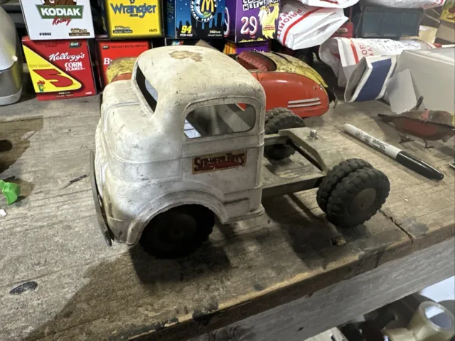 1950's Structo Toys Chrome C-3044 COE Cab.