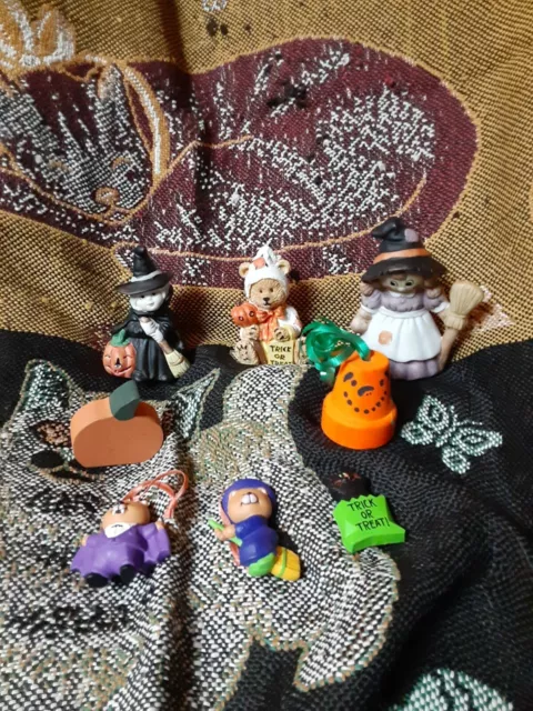 Vintage Lot Halloween Decorations Folk Art Bears Vampire Witch JOL 8 Items Neat