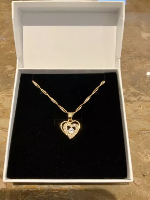 Chaîne remplie d'or 18 carats 18 ct 18 cm pour femme, collier avec cœur en cristal Swarovski