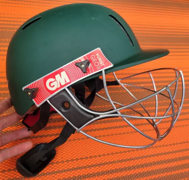Gunn & Moore GM Junior Cricket Helmet  ' Purist Geo II ' Green Junior
