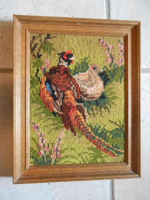(Wild-)tiermotiv, Stickbild, Maße mit Rahmen: 28,4cm * 22,2cm