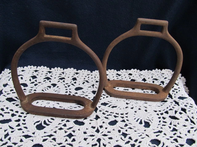 Old Antique Primitive Western Metal Iron Stirrups For Horse Hand Forged Ottoman