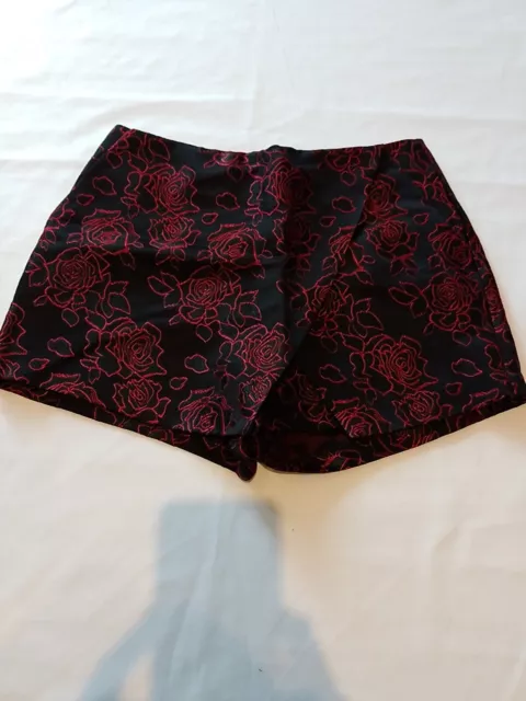 Pantaloncini da ragazza Newlook età 12 neri floreali 16196