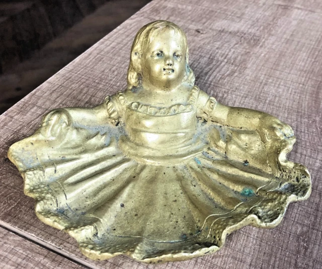 Cendrier Vintage En Bronze Doré Signé Monique Gerber – Sculpture Française De Collection