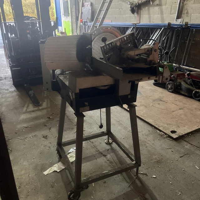 BIZERBA A400 AUTOMATIC Layout Meat Slicer For Bacon/Salami, floor