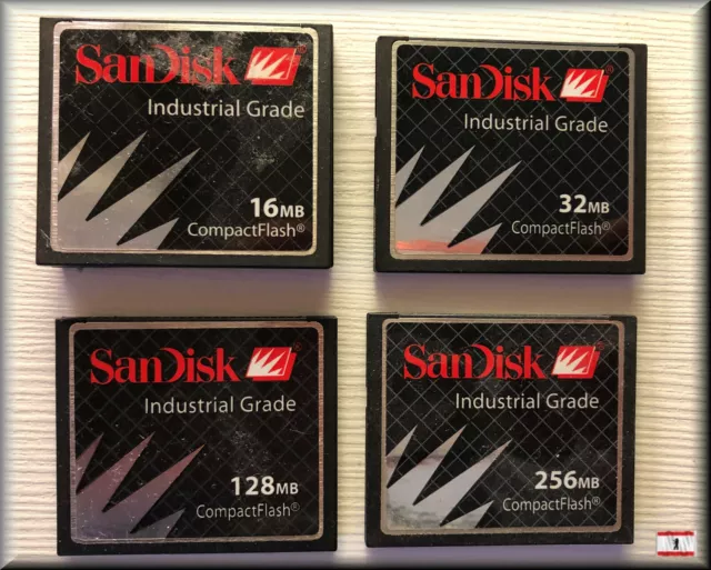 SanDisk Compact Flash CF-Card 256 MB SDCFB Industrial mit Schutzhülle