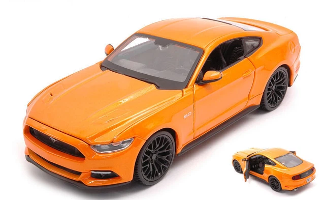 MODELLINO AUTO TUNING Maisto FORD MUSTANG GT WSTRIPES 1:24 modellismo