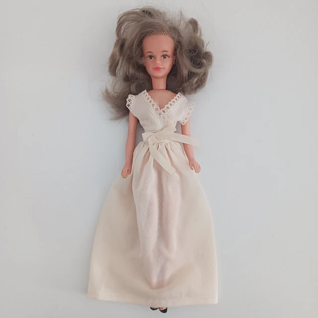 Vintage Tressy doll 2nd edition in silver lamé dress Bella American character | #270373265