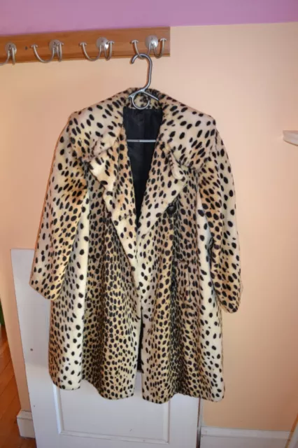 Mid length faux leopard print fur coat women size M