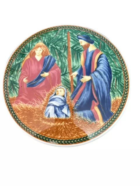 MIKASA Christmas Round Trinket Box NAVIDAD HK506/683 4.75" Mikasa Dish Nativity