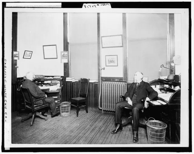 1900 Photo of Henry Leland right and Robert Faulconer left in office at Leland &