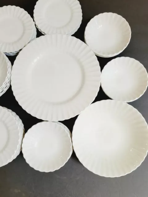 J.G. Meakin Classic White Plates Bowls Serving Pieces Set of 42 Pieces  L2578 3