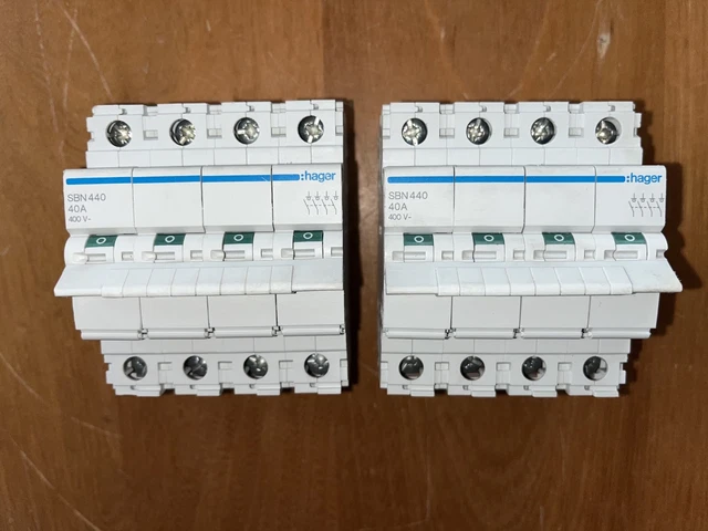 INTERRUPTEUR SECTIONNEUR TETRAPOLAIRE 40A Hager Sbn440 Triphase +Neutre
