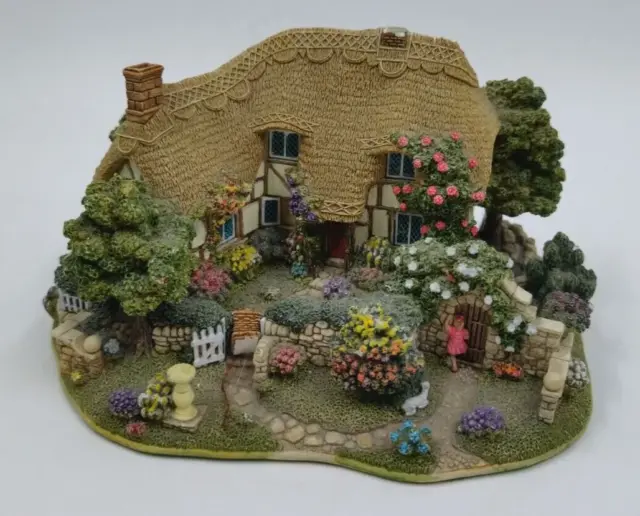 Lilliput Lane The Enchanted Garden 15th Anniversary Collectors Club Special 2001