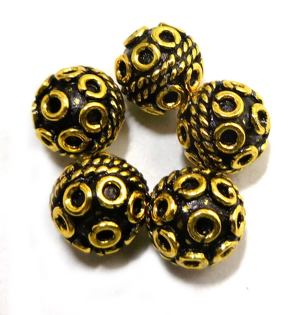 Lot De 5 Bijoux Plaqué Or – Occasion, Colliers, Bracelets Ou Boucles D'oreilles