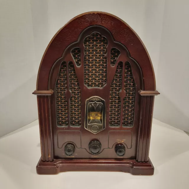 Vtg GE General Electric Wood Cathedral 1923 Replica Radio AM/FM 7-4100JA Tested